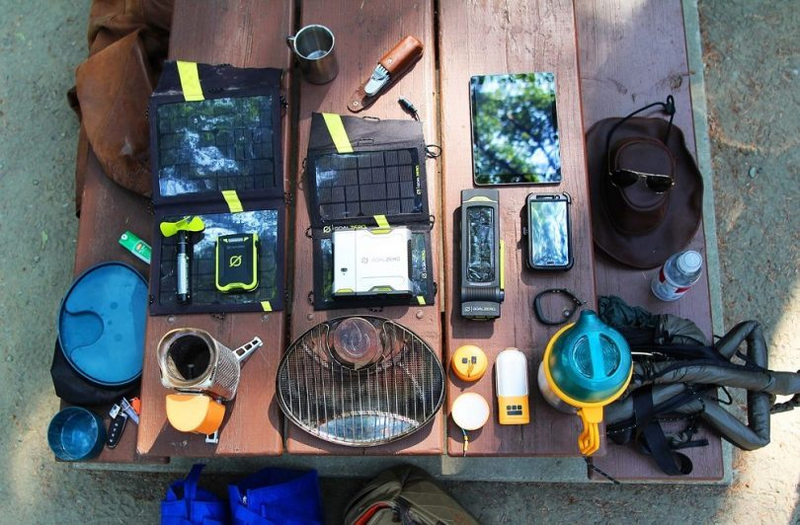 Illustration for article titled Camping Gadgets - When Geeks Go Wild